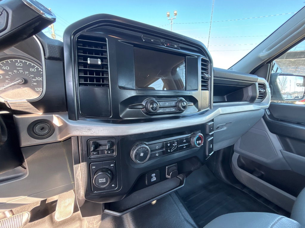 Photo 13 of this FORD F150