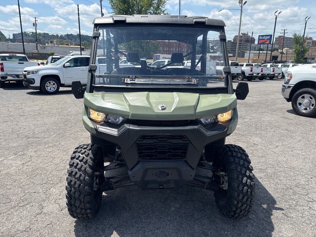 Photo 2 of this CAN-AM DEFENDER