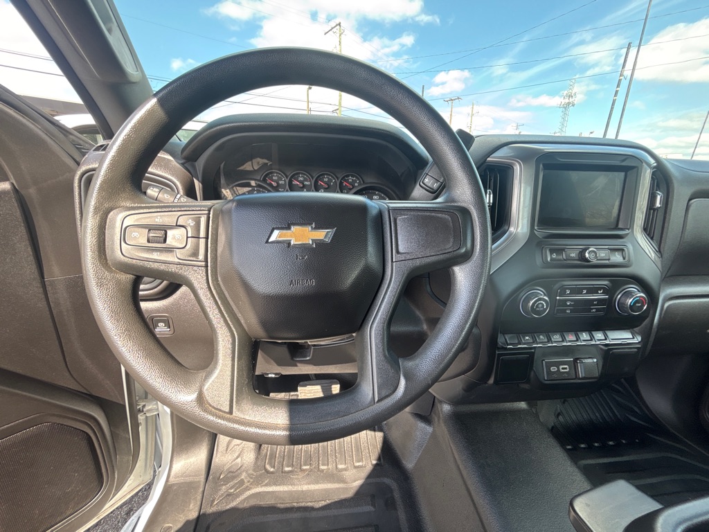 Photo 11 of this CHEVROLET C1500
