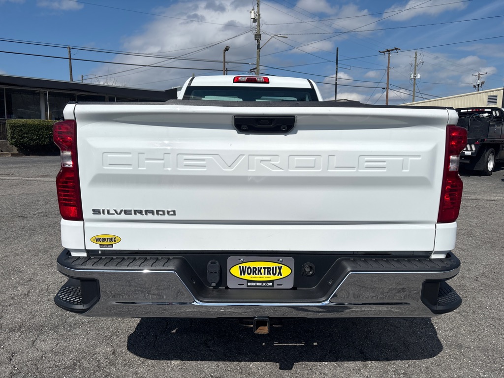 Photo 4 of this CHEVROLET C1500