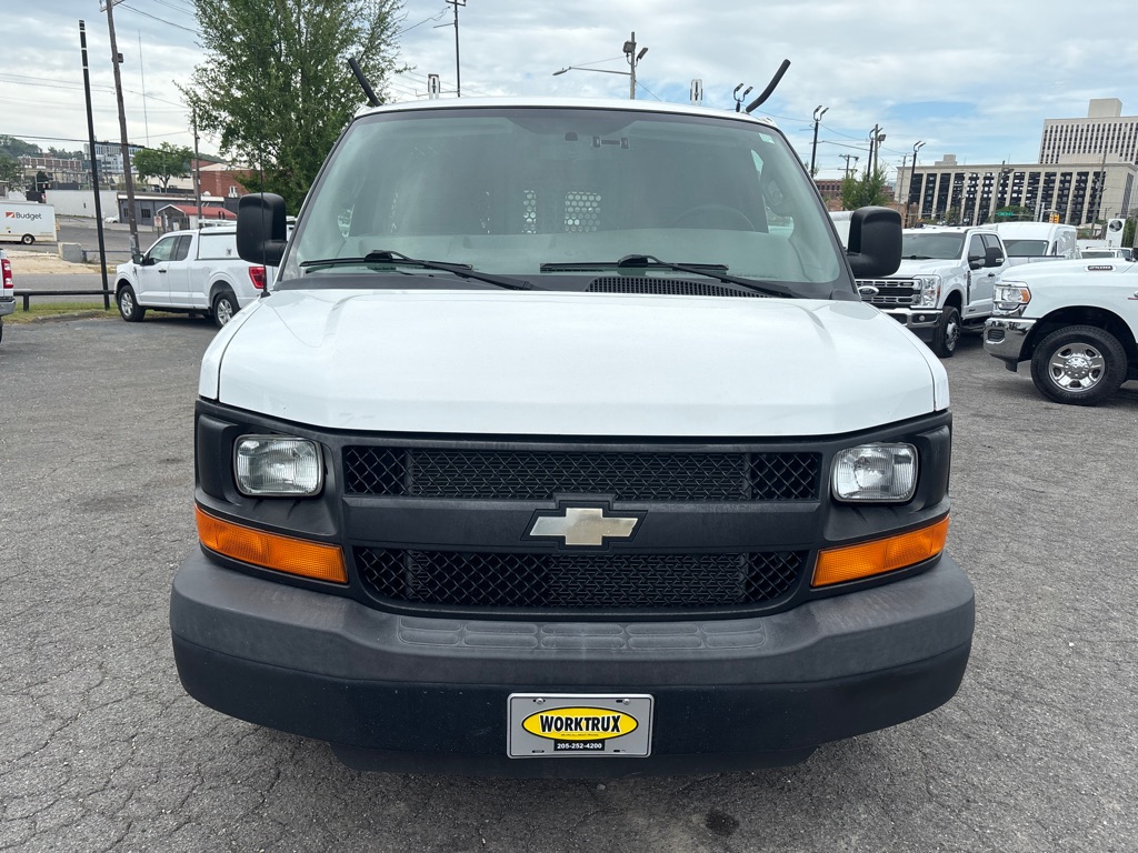 Photo 8 of this CHEVROLET G2500