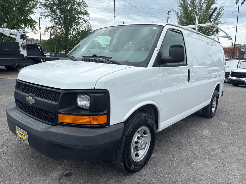 2016 CHEVROLET G2500