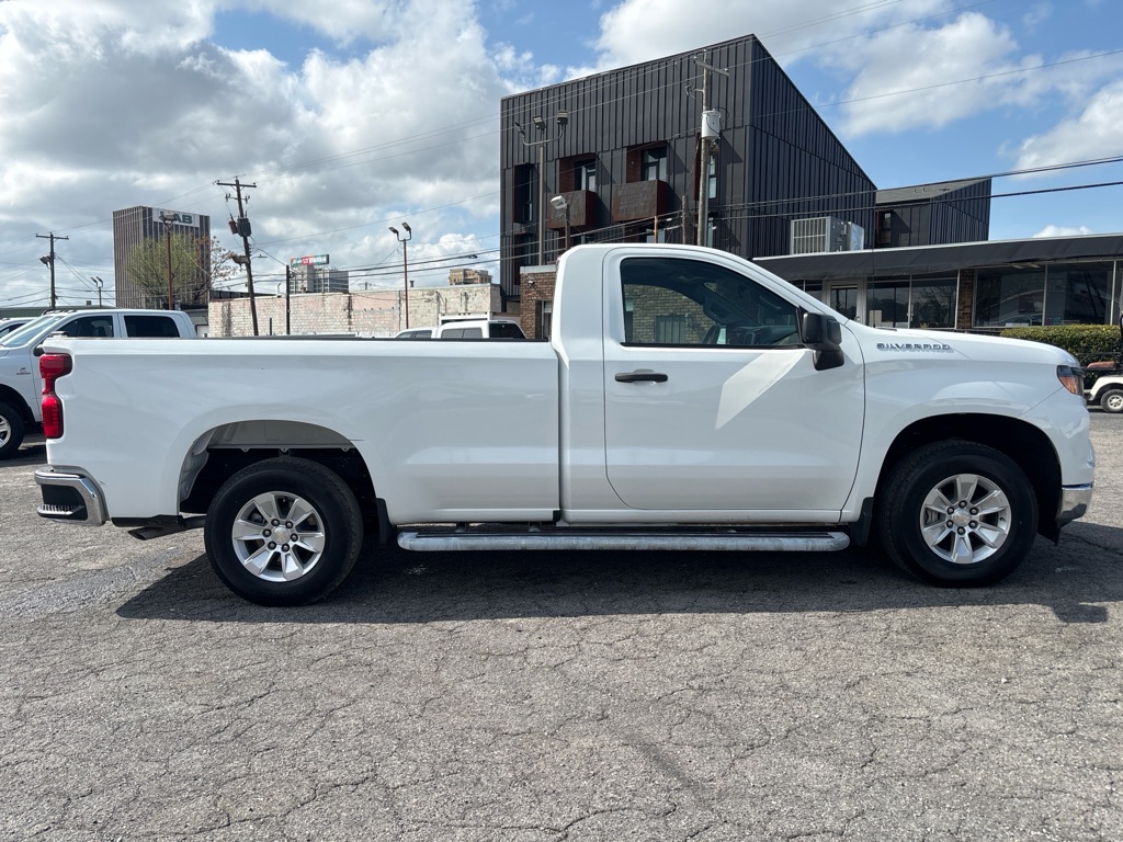 Photo 6 of this CHEVROLET C1500