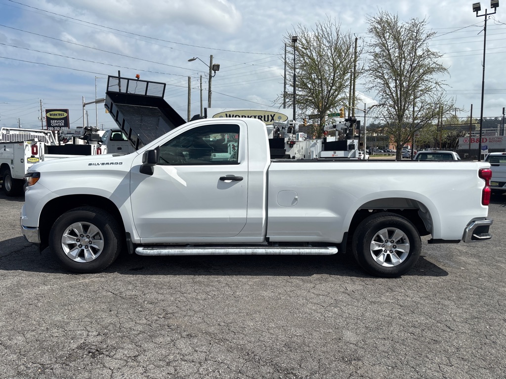 Photo 2 of this CHEVROLET C1500