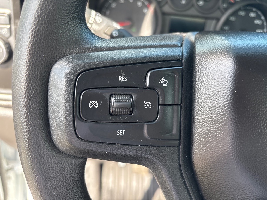 Photo 12 of this CHEVROLET C1500