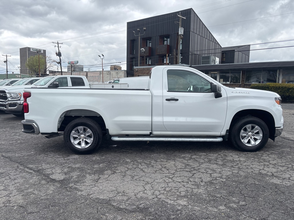 Photo 6 of this CHEVROLET C1500