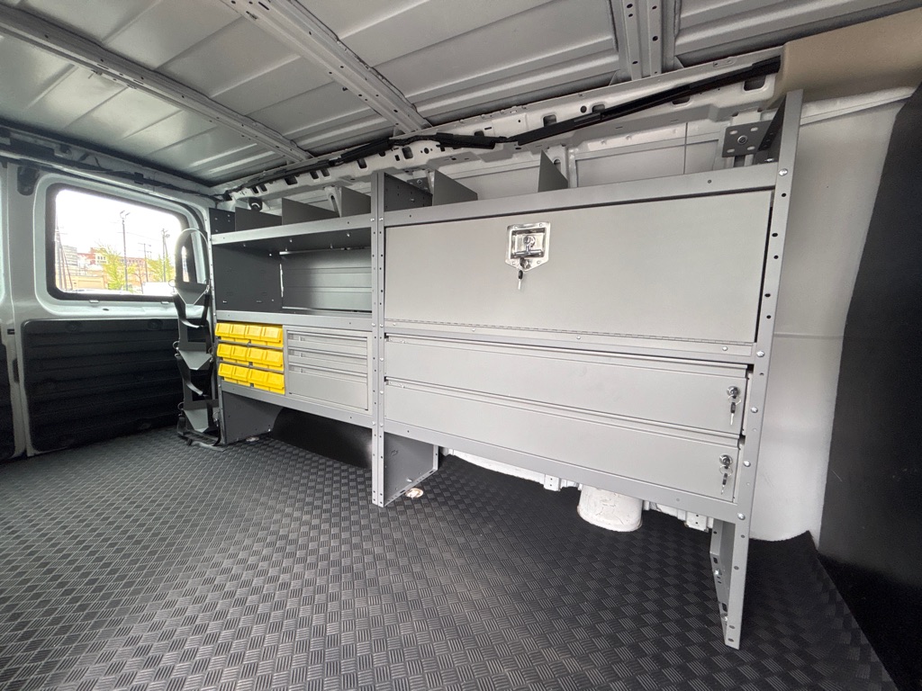 Photo 24 of this CHEVROLET G2500