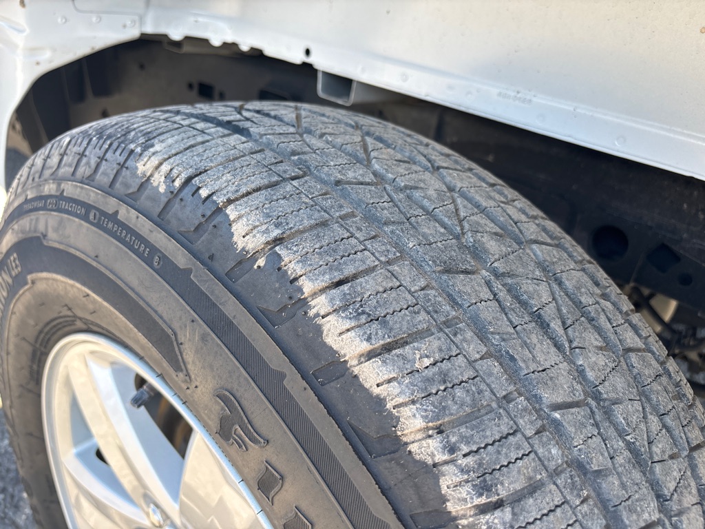 Photo 33 of this FORD F150