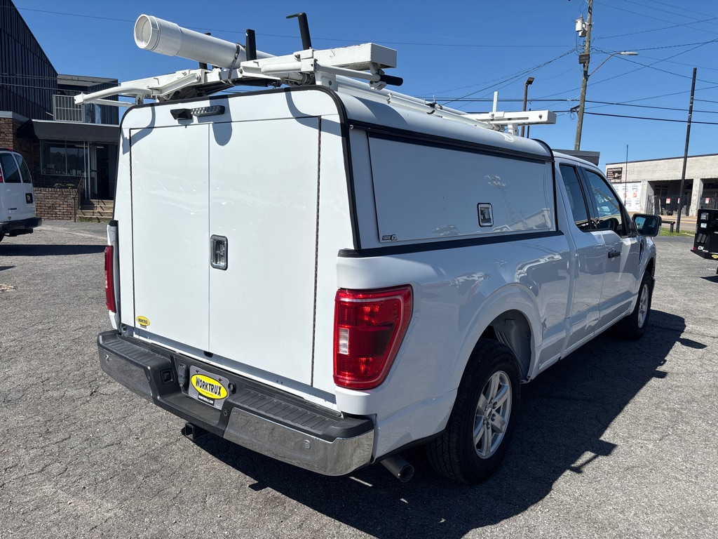 Photo 5 of this FORD F150