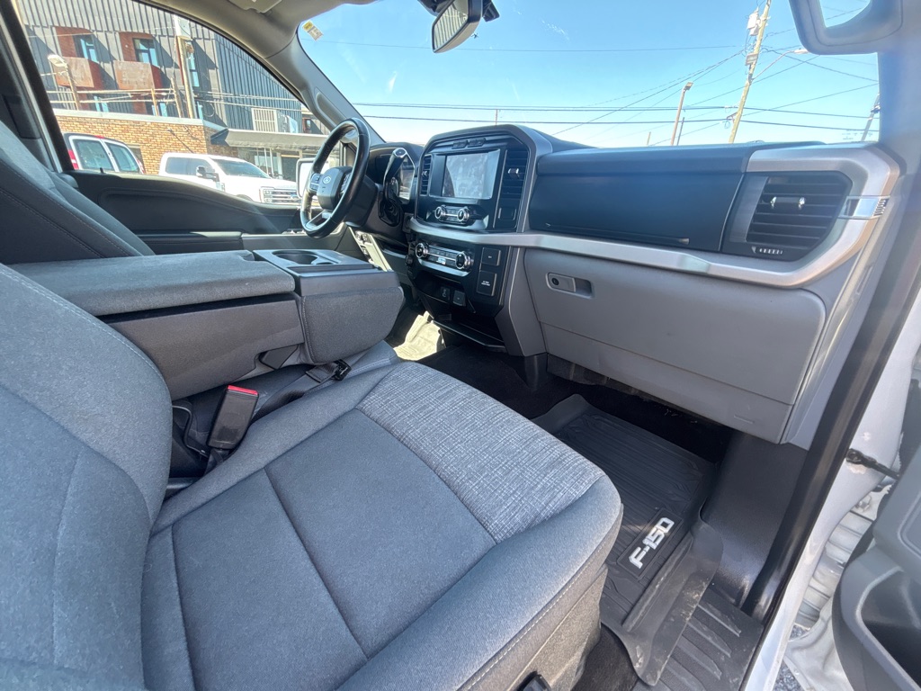 Photo 19 of this FORD F150