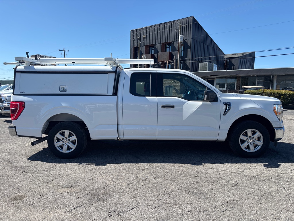 Photo 6 of this FORD F150
