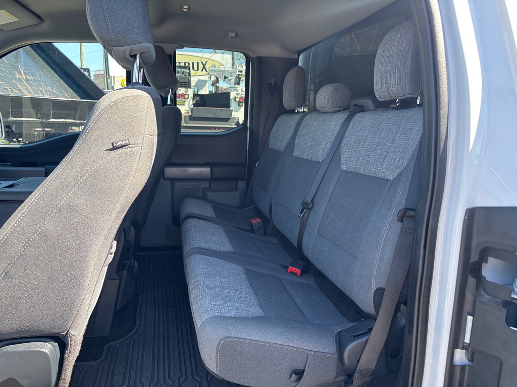 Photo 17 of this FORD F150