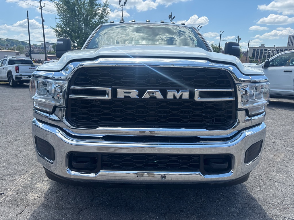 Photo 11 of this RAM 3500