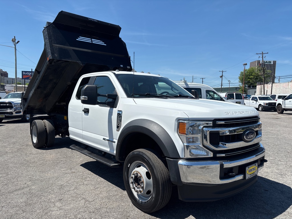 Photo 23 of this FORD F550