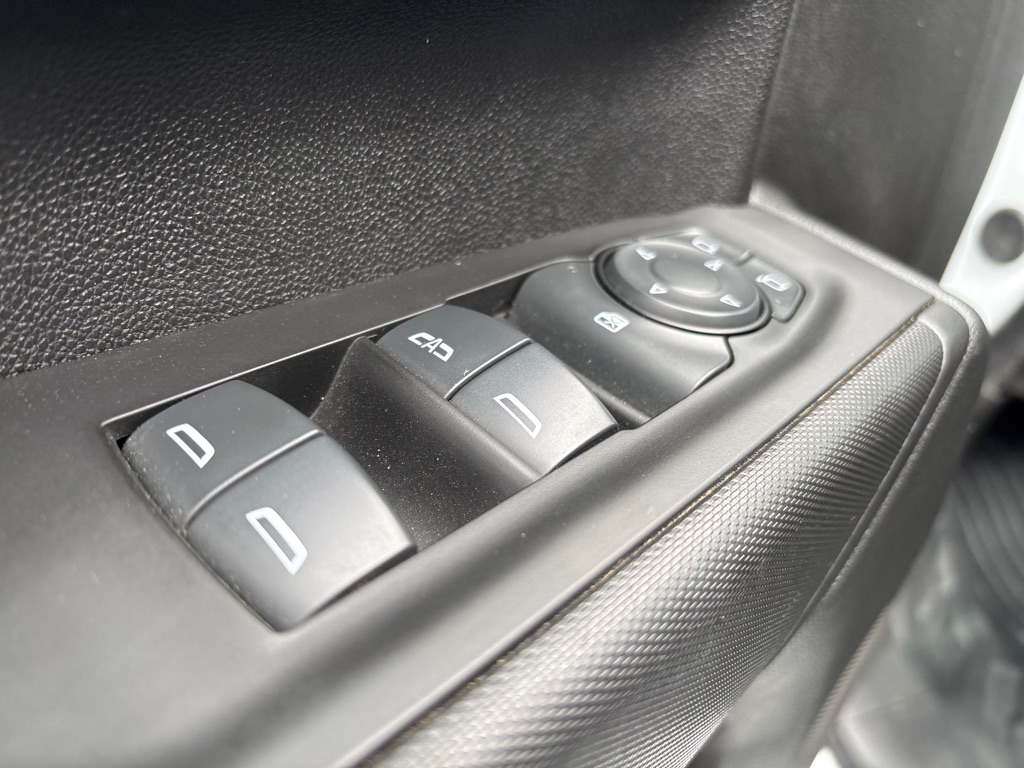 Photo 11 of this CHEVROLET SILVERADO 3500