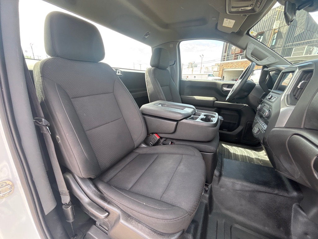 Photo 16 of this CHEVROLET SILVERADO 1500