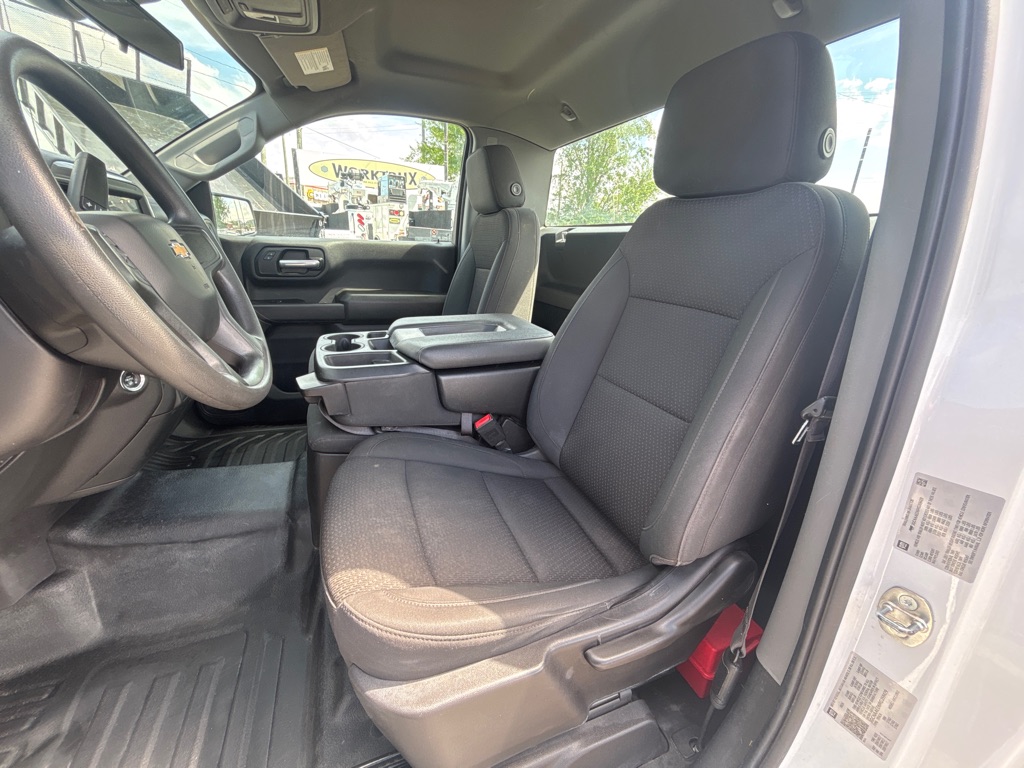 Photo 14 of this CHEVROLET SILVERADO 1500