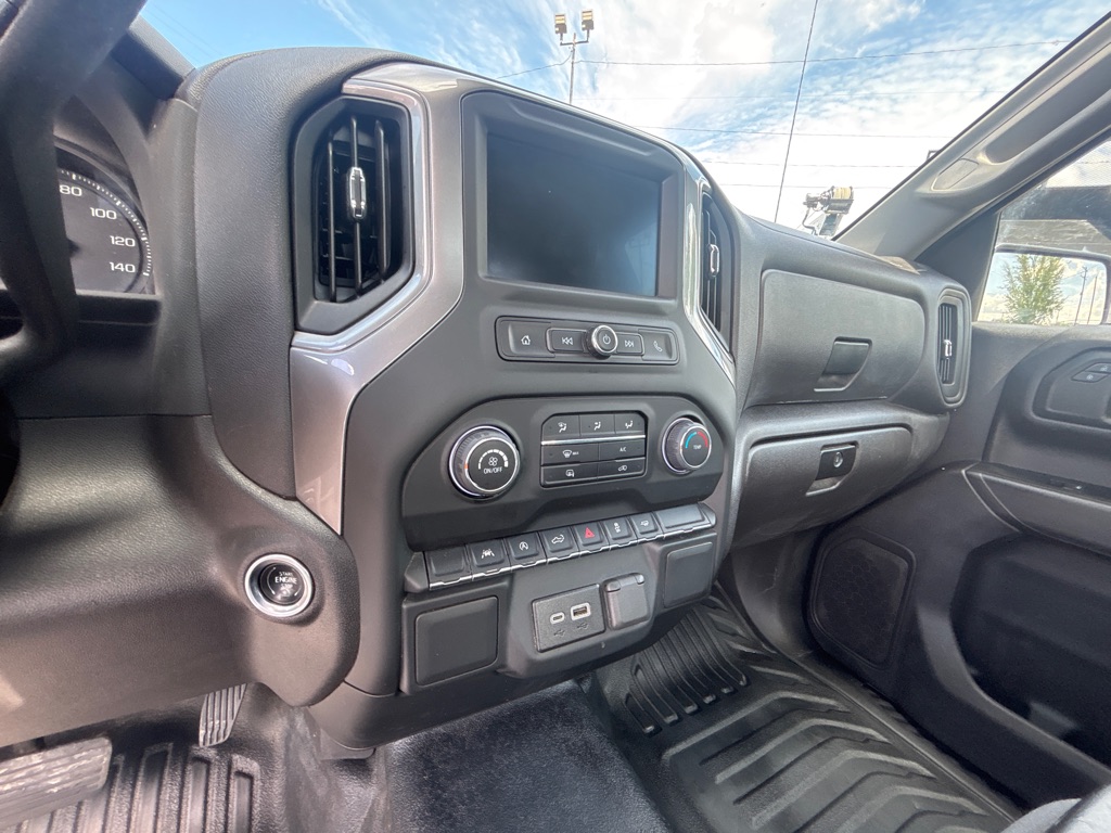 Photo 13 of this CHEVROLET SILVERADO 1500