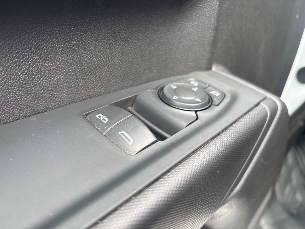 Photo 10 of this CHEVROLET SILVERADO 1500