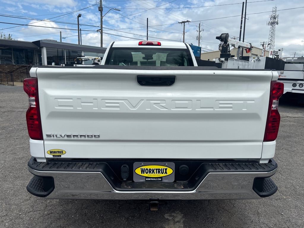 Photo 4 of this CHEVROLET SILVERADO 1500