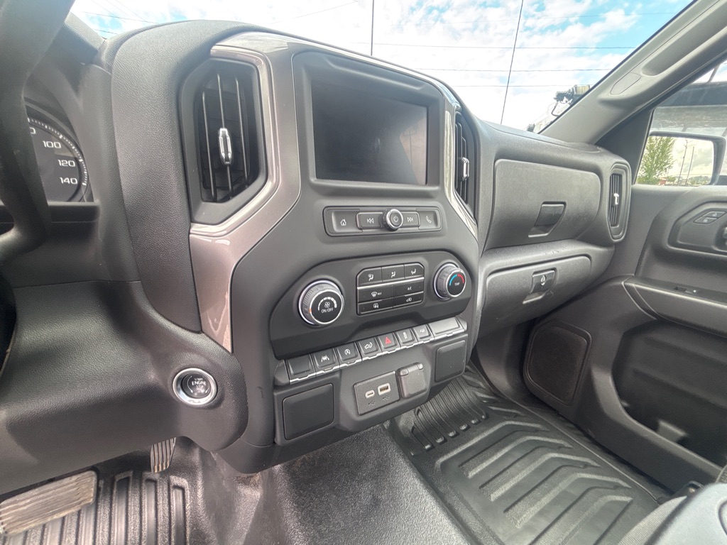 Photo 14 of this CHEVROLET SILVERADO 1500