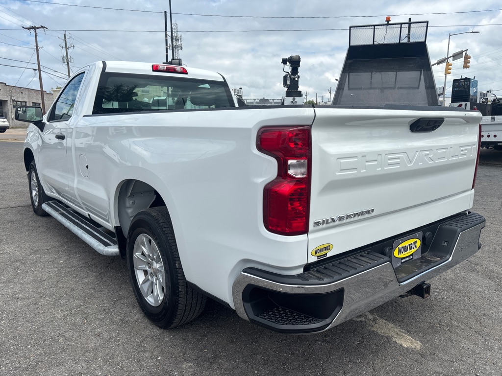 Photo 3 of this CHEVROLET SILVERADO 1500