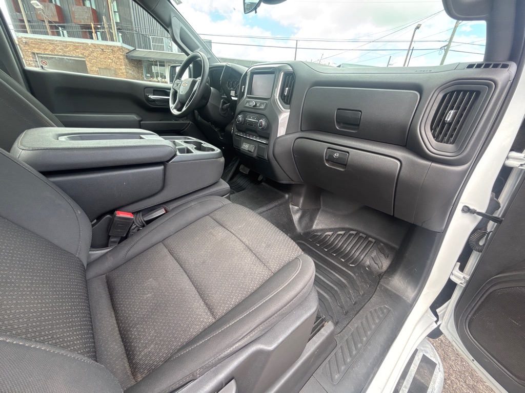 Photo 18 of this CHEVROLET SILVERADO 1500