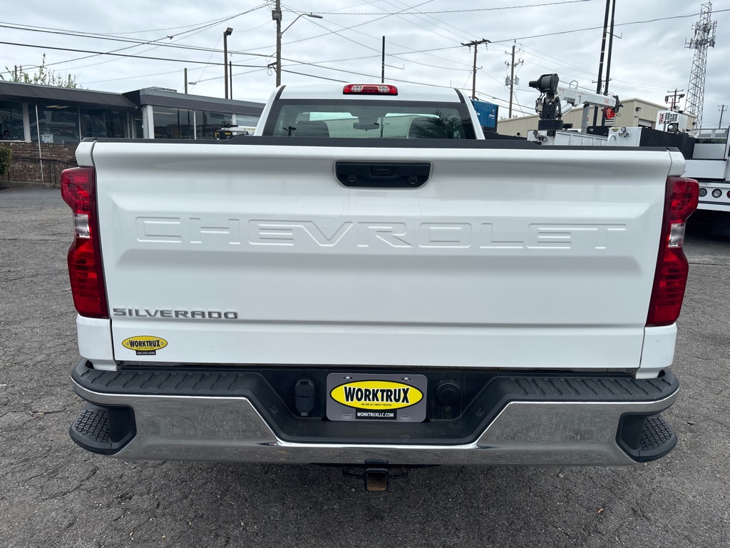 Photo 4 of this CHEVROLET SILVERADO 1500