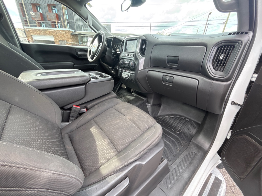 Photo 16 of this CHEVROLET SILVERADO 1500