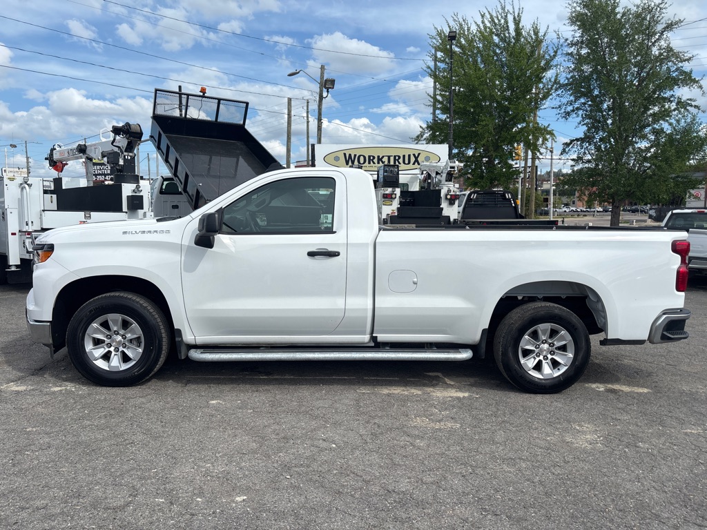 Photo 2 of this CHEVROLET SILVERADO 1500