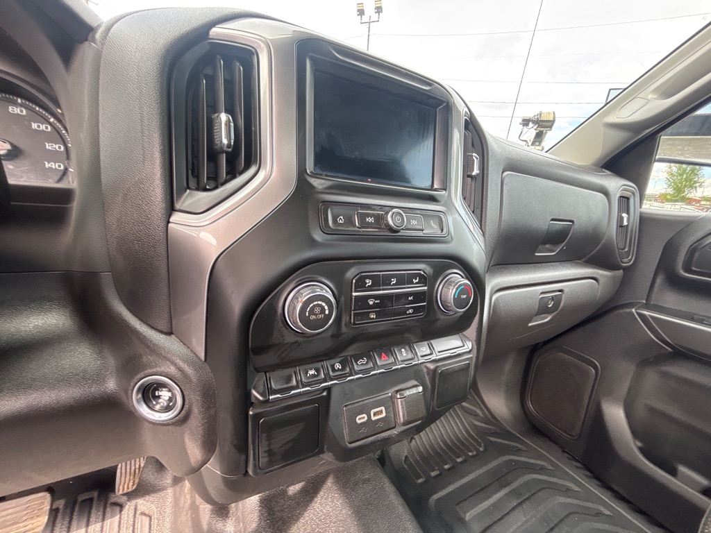 Photo 13 of this CHEVROLET SILVERADO 1500