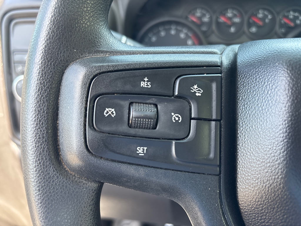 Photo 12 of this CHEVROLET SILVERADO 1500