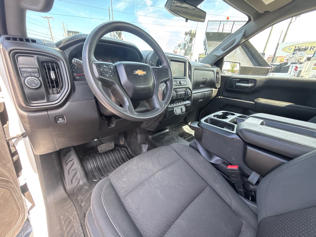 Photo 9 of this CHEVROLET SILVERADO 1500