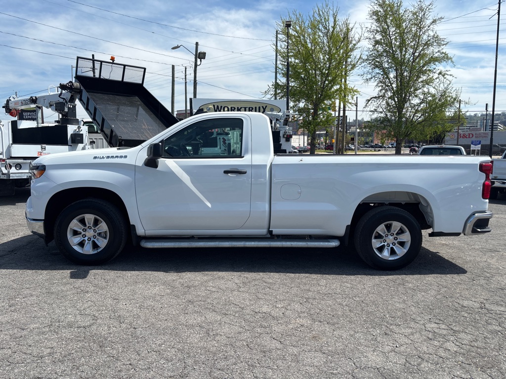 Photo 2 of this CHEVROLET SILVERADO 1500