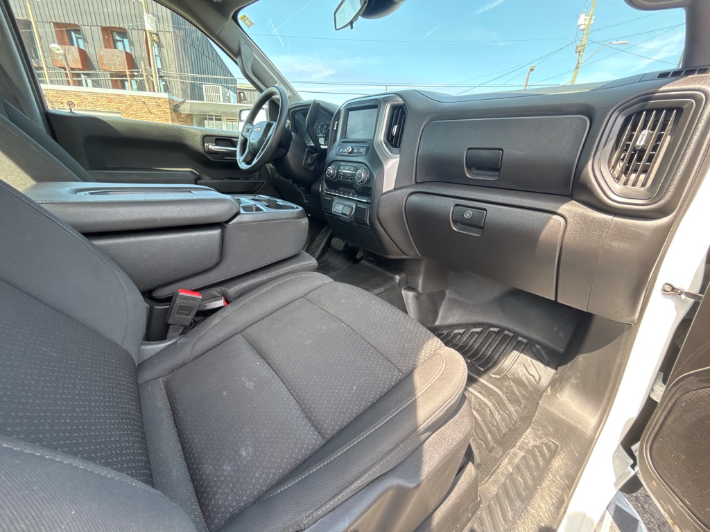 Photo 17 of this CHEVROLET SILVERADO 1500