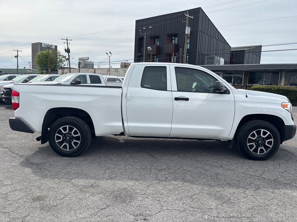 Photo 6 of this TOYOTA TUNDRA