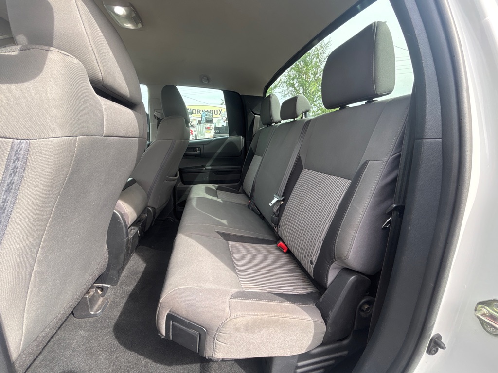 Photo 15 of this TOYOTA TUNDRA