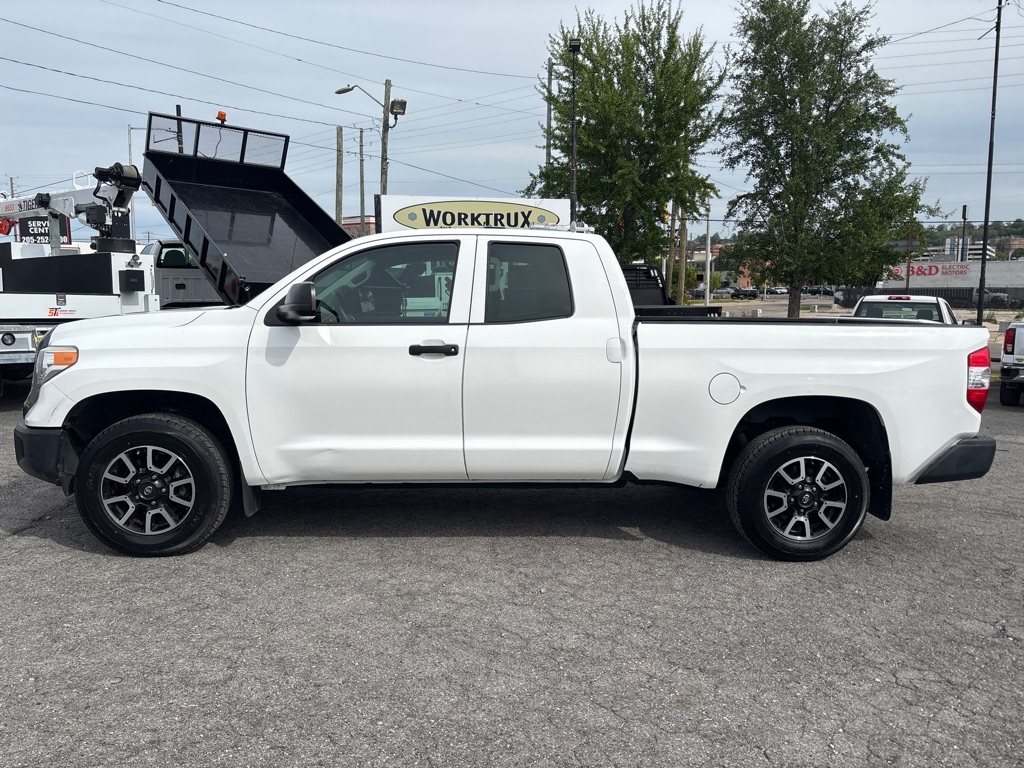 Photo 2 of this TOYOTA TUNDRA