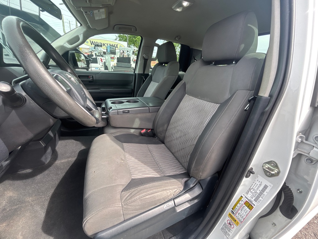 Photo 10 of this TOYOTA TUNDRA
