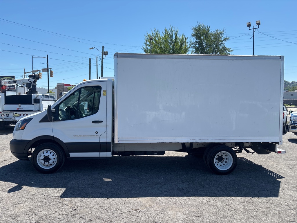 Photo 2 of this FORD T350