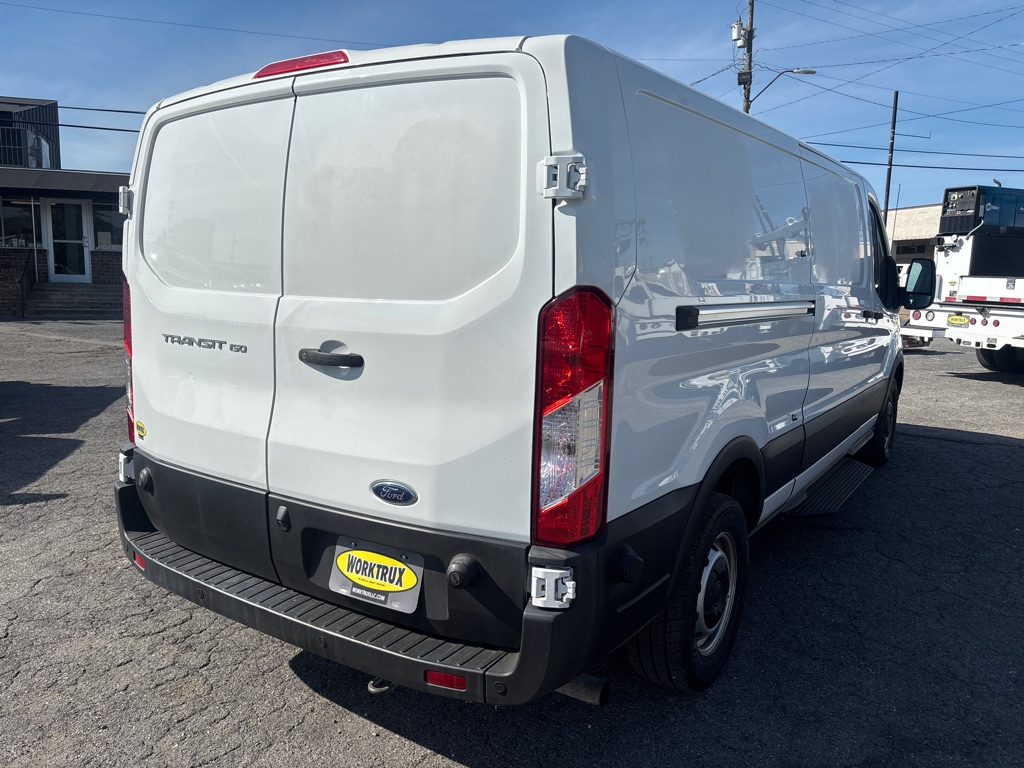 Photo 5 of this FORD TRANSIT