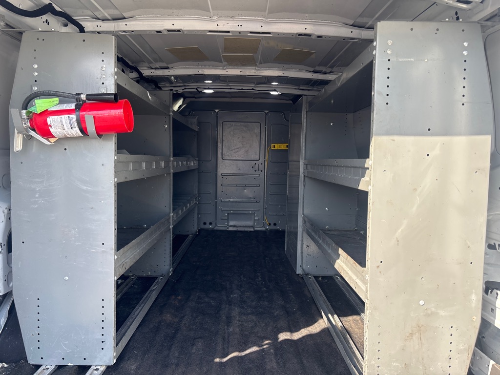 Photo 19 of this FORD TRANSIT