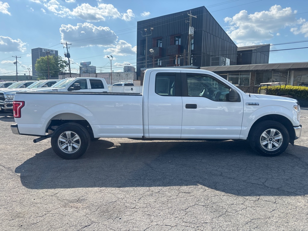 Photo 6 of this FORD F150