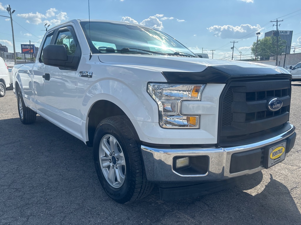 Photo 7 of this FORD F150
