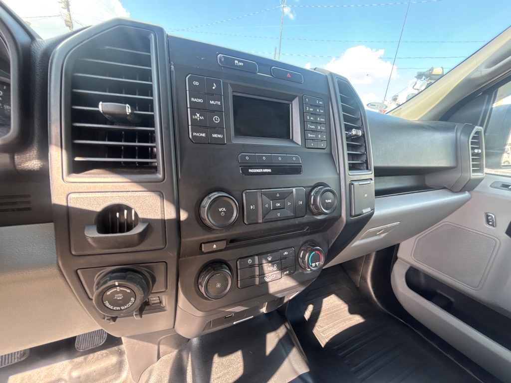 Photo 13 of this FORD F150
