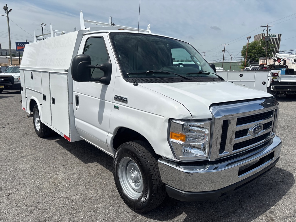 Photo 7 of this FORD ECONOLINE