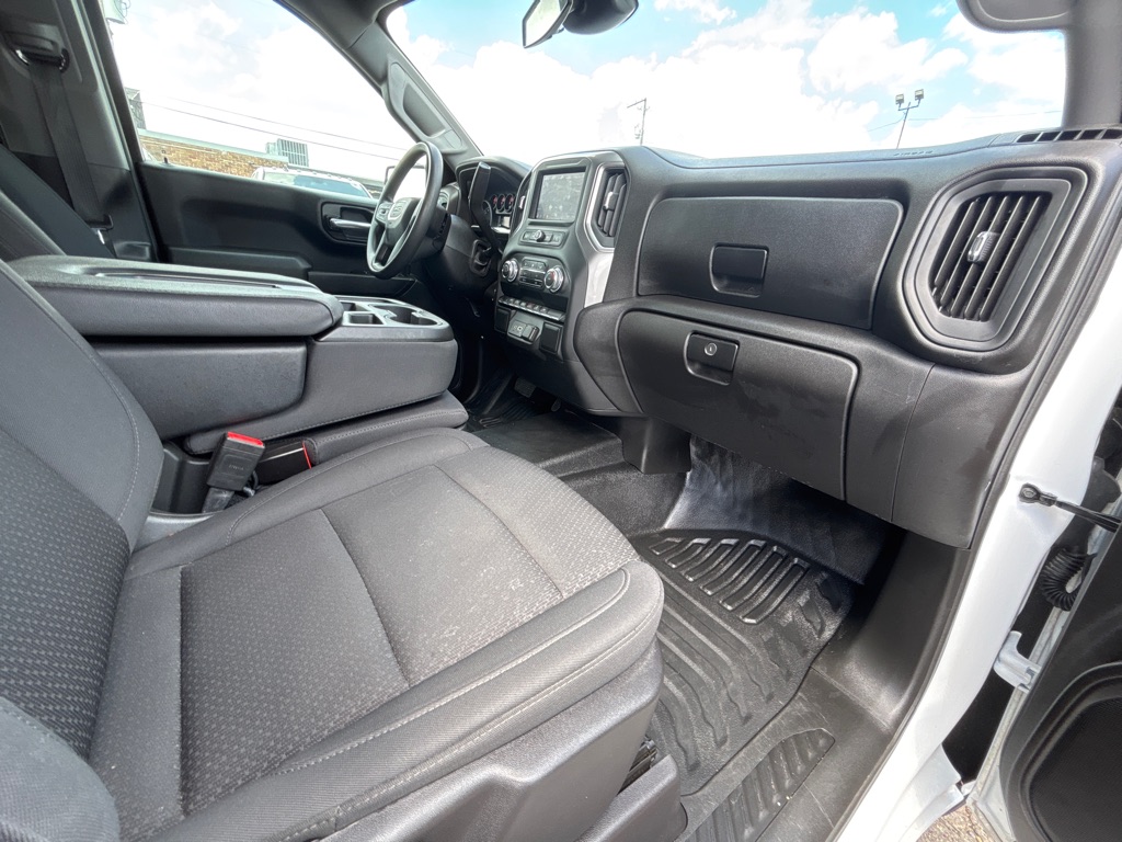 Photo 10 of this GMC SIERRA