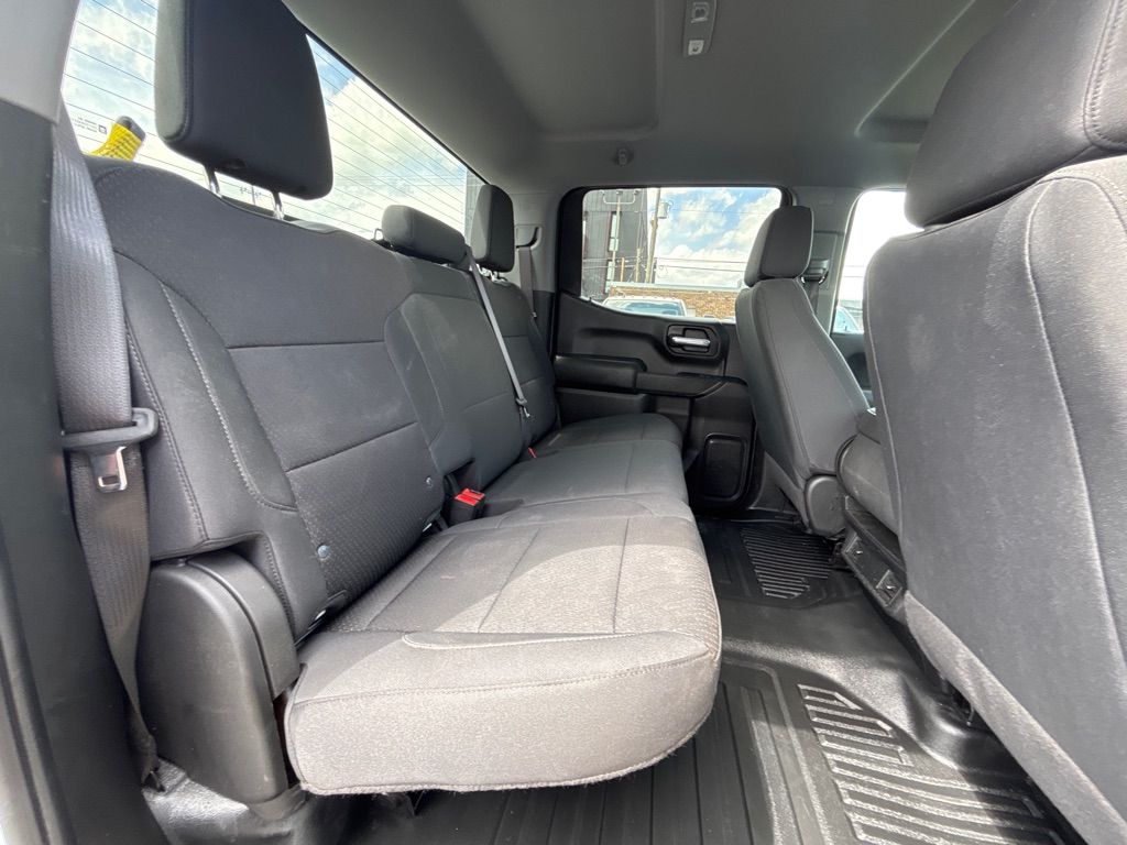 Photo 12 of this GMC SIERRA