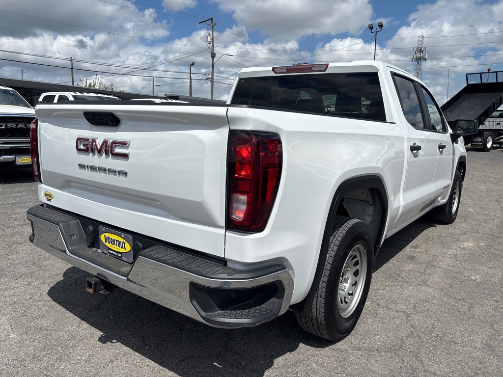 Photo 4 of this GMC SIERRA