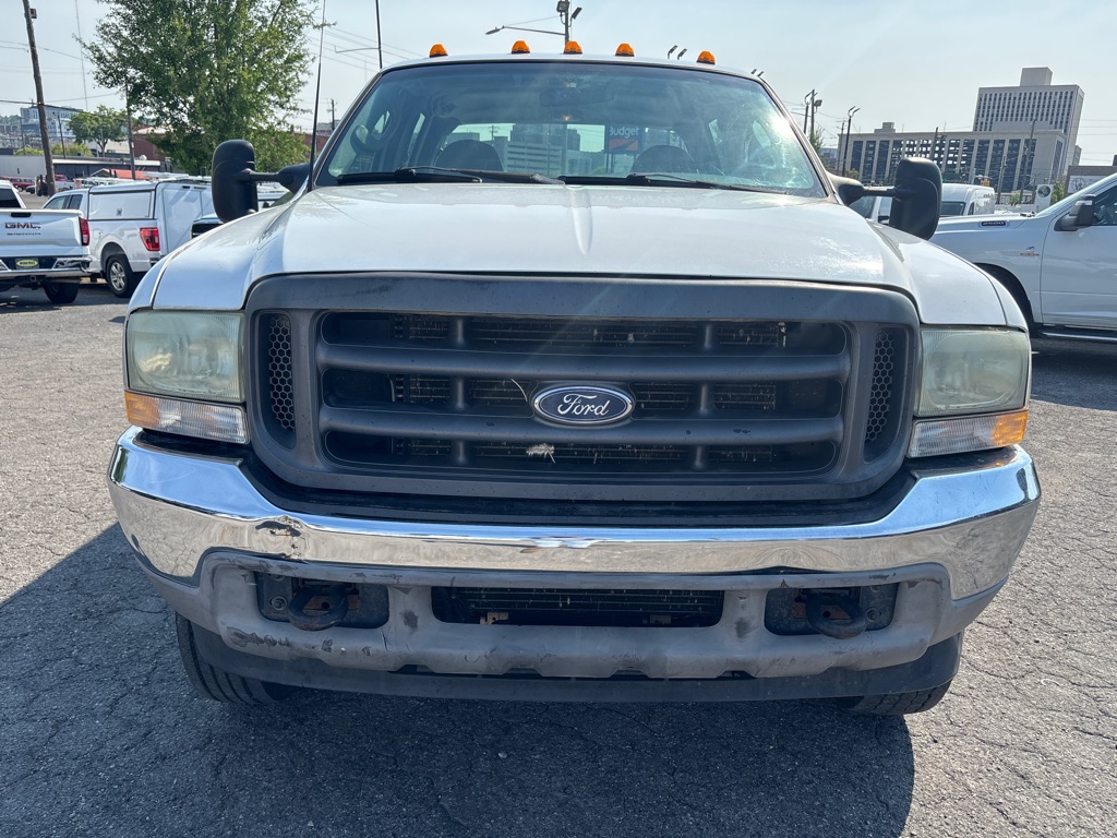 Photo 8 of this FORD F550